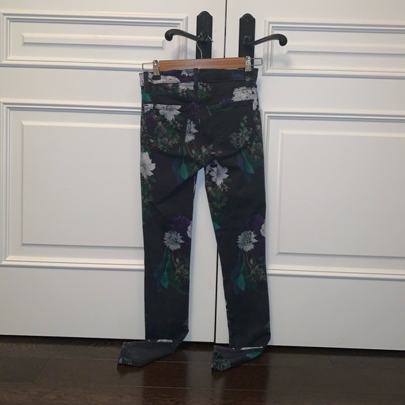 J Brand Super Skinny Floral Jeans - Picture 3 of 6